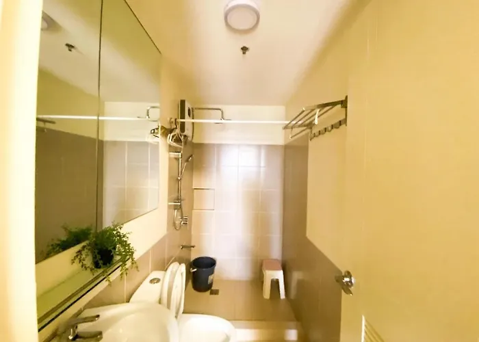 Prisma Residences - 1 Bedroom Paid Parking & Kitchen Near Bgc Manila